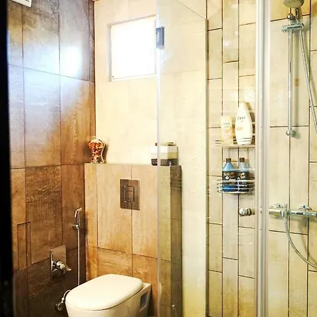 Alessia Apartment *