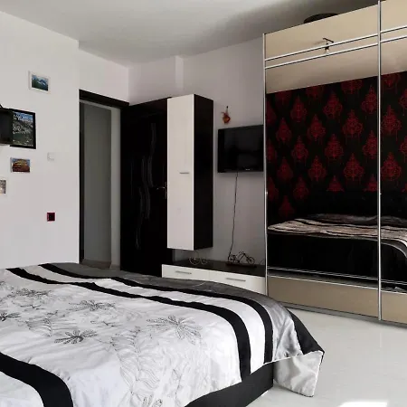 Alessia Apartment *